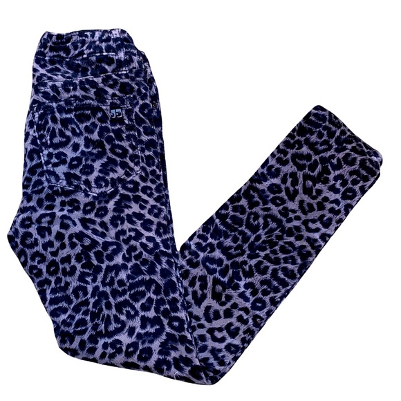 Joe's Jeans Other - Joe's Silver Cheetah Cotton/Spandex Faux Velvet Jean
